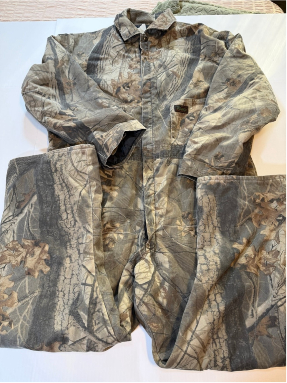 Liberty Realtree Hardwoods Camo Insulated Coveralls Hunting Men’s Size Unknown